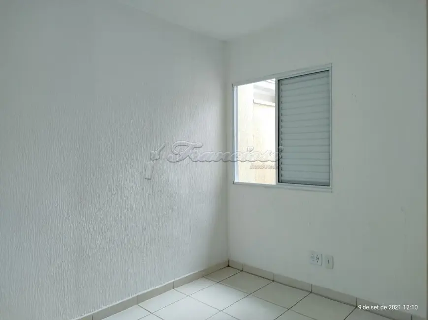 Foto 5 de Casa de Condomínio com 3 quartos para alugar, 60m2 em Vila Progresso, Itapetininga - SP