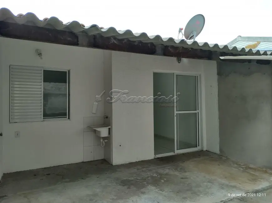 Foto 9 de Casa de Condomínio com 3 quartos para alugar, 60m2 em Vila Progresso, Itapetininga - SP