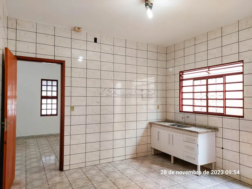Casa com 3 quartos à venda, 90m2 em Vila Barth, Itapetininga - SP - imagem 4 Foto 4 de Casa com 3 quartos à venda, 90m2 em Vila Barth, Itapetininga - SP