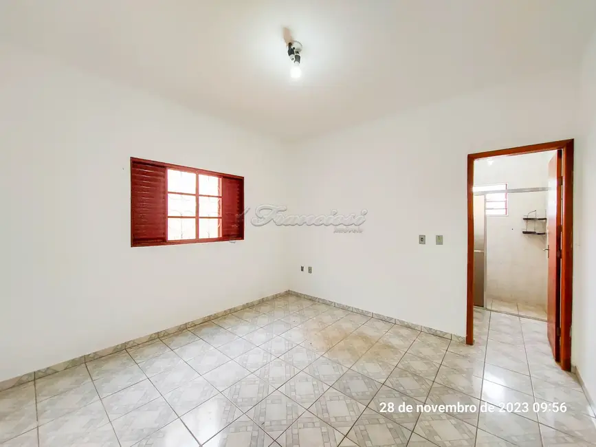 Casa com 3 quartos à venda, 90m2 em Vila Barth, Itapetininga - SP - imagem 8 Foto 8 de Casa com 3 quartos à venda, 90m2 em Vila Barth, Itapetininga - SP