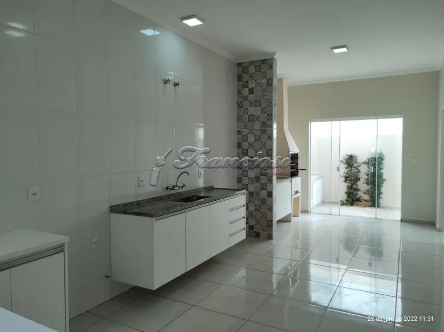 Foto 9 de Casa de Condomínio com 3 quartos para alugar, 207m2 em Vila Progresso, Itapetininga - SP