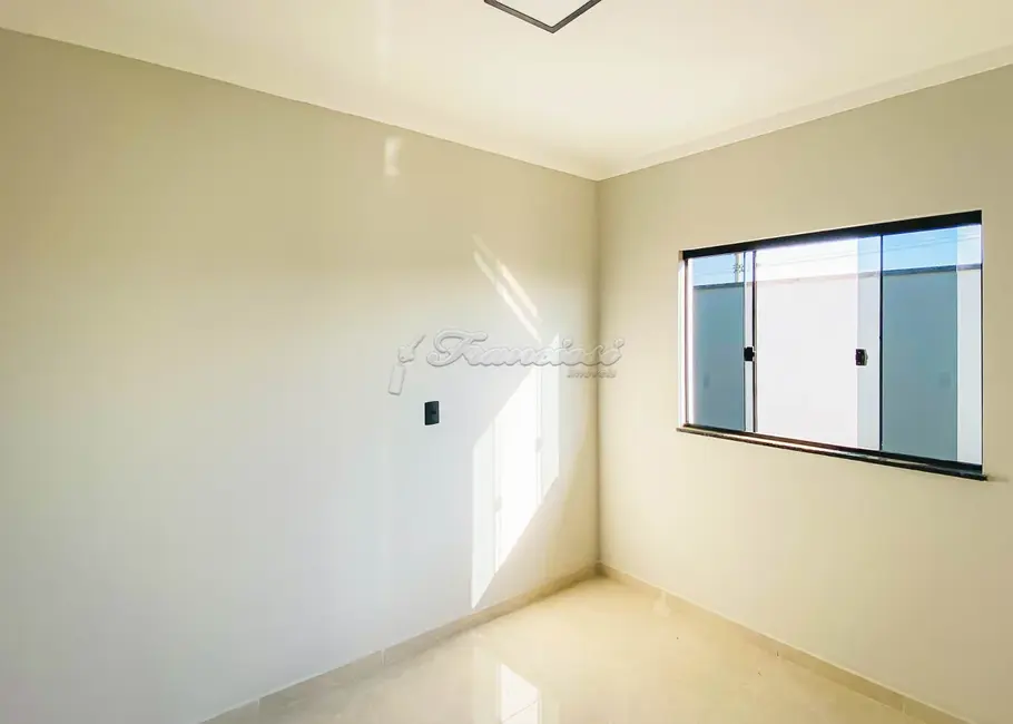 Casa com 2 quartos à venda, 56m2 em Itapetininga - SP - imagem 4 Foto 4 de Casa com 2 quartos à venda, 56m2 em Itapetininga - SP