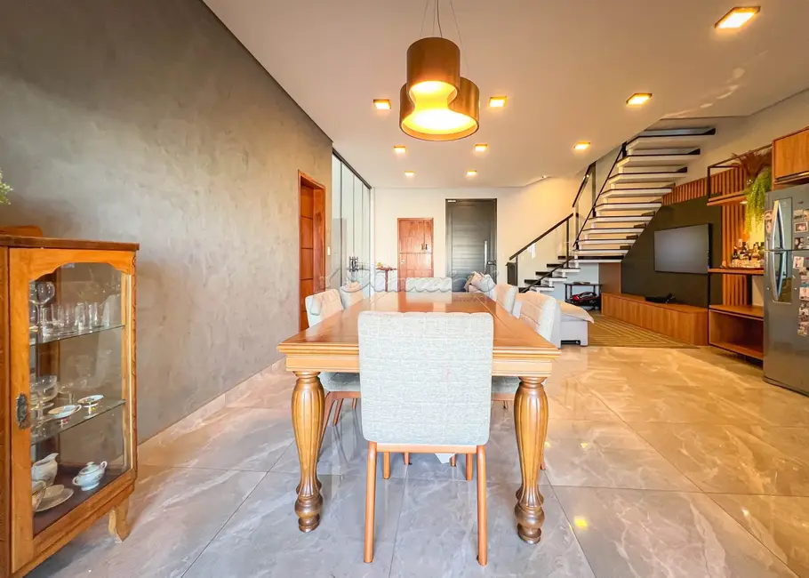 Foto 4 de Casa de Condomínio com 4 quartos à venda, 215m2 em Vila Progresso, Itapetininga - SP