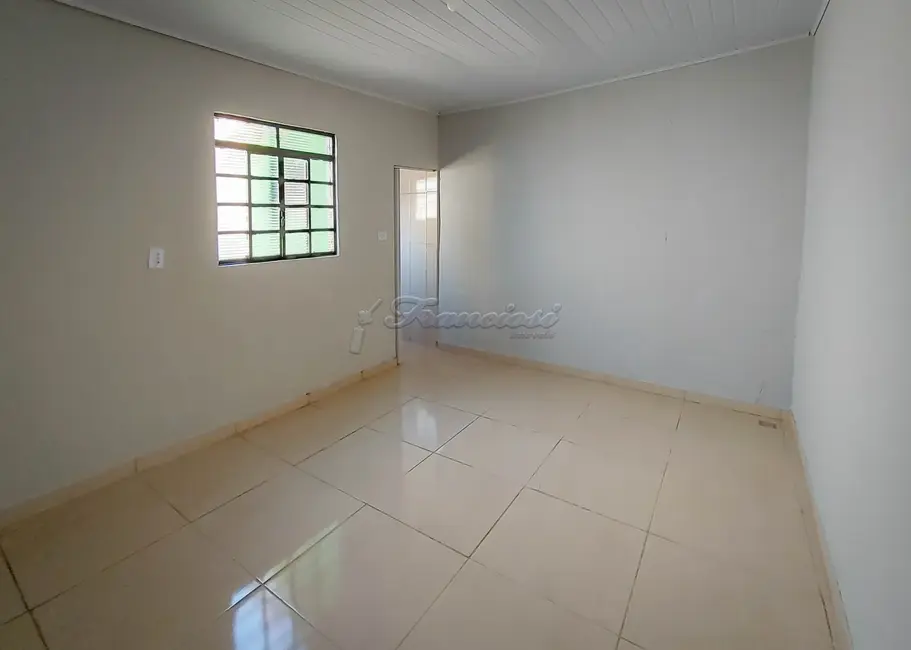 Foto 1 de Casa com 5 quartos à venda, 138m2 em Vila Piedade, Itapetininga - SP