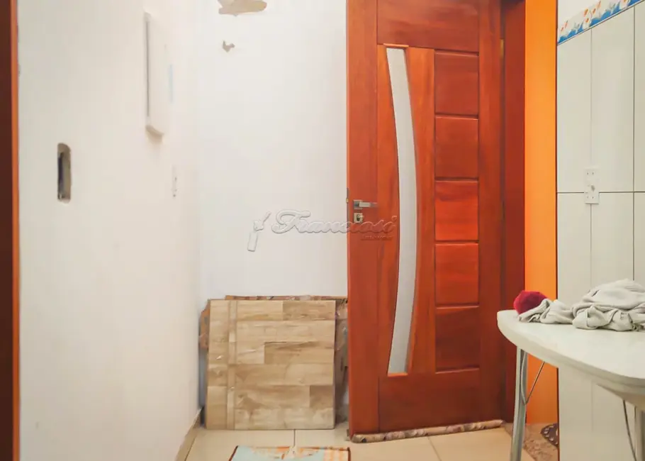 Casa com 3 quartos à venda, 175m2 em Jardim Santa Inêz, Itapetininga - SP - imagem 3 Foto 3 de Casa com 3 quartos à venda, 175m2 em Jardim Santa Inêz, Itapetininga - SP