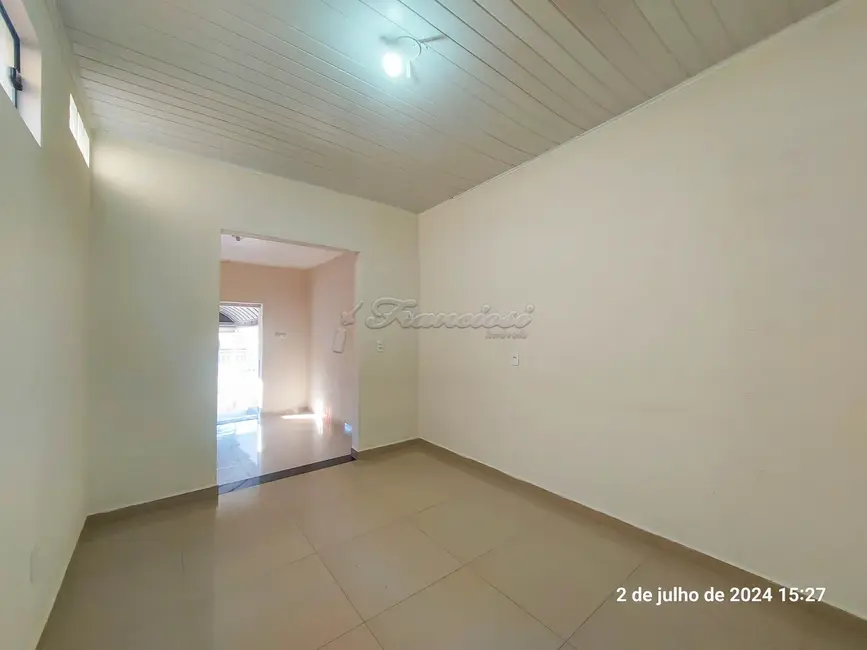 Foto 4 de Prédio Inteiro para alugar, 23m2 em Vila Rio Branco, Itapetininga - SP