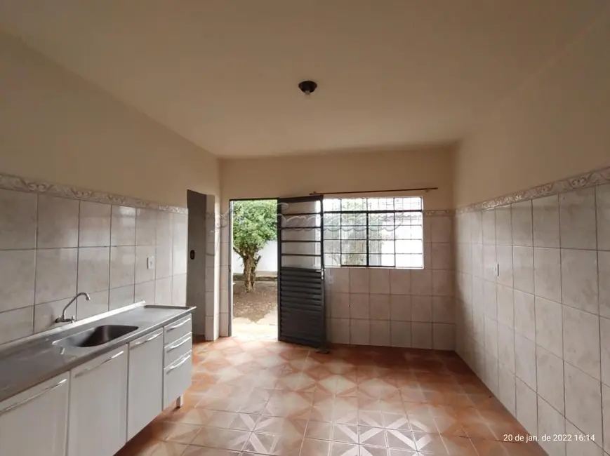 Casa com 2 quartos à venda, 215m2 em Vila Santa Isabel, Itapetininga - SP - imagem 7 Foto 7 de Casa com 2 quartos à venda, 215m2 em Vila Santa Isabel, Itapetininga - SP