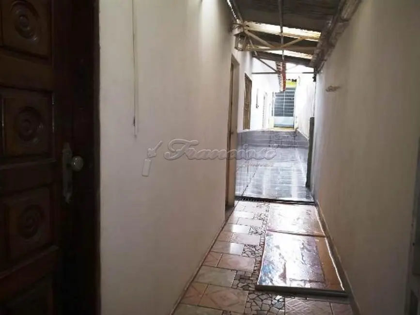 Casa com 2 quartos à venda, 110m2 em Vila Arruda, Itapetininga - SP - imagem 5 Foto 5 de Casa com 2 quartos à venda, 110m2 em Vila Arruda, Itapetininga - SP