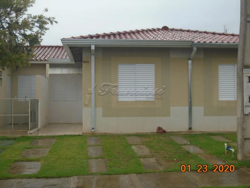 Foto 1 de Casa de Condomínio com 3 quartos à venda, 59m2 em Vila Progresso, Itapetininga - SP