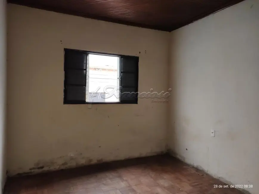 Foto 2 de Casa com 2 quartos à venda, 142m2 em Jardim Itália, Itapetininga - SP