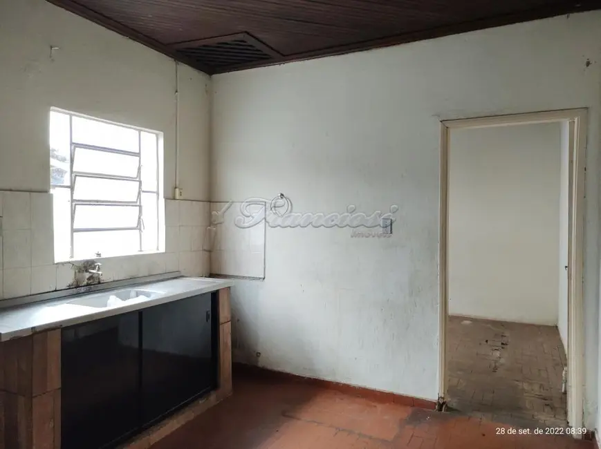 Casa com 2 quartos à venda, 142m2 em Jardim Itália, Itapetininga - SP - imagem 4 Foto 4 de Casa com 2 quartos à venda, 142m2 em Jardim Itália, Itapetininga - SP