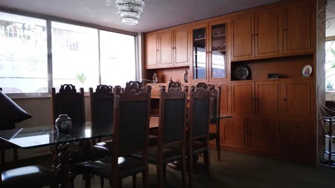 Casa com 4 quartos à venda, 1538m2 em Centro, Itapetininga - SP - imagem 5 Foto 5 de Casa com 4 quartos à venda, 1538m2 em Centro, Itapetininga - SP