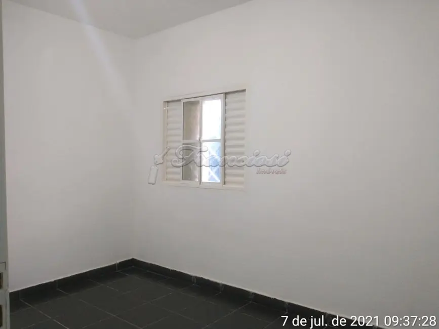 Casa com 2 quartos à venda, 650m2 em Vila Godói, Itapetininga - SP - imagem 5 Foto 5 de Casa com 2 quartos à venda, 650m2 em Vila Godói, Itapetininga - SP