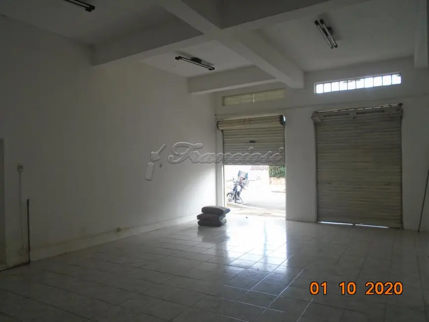 Foto 2 de Prédio Inteiro para alugar, 60m2 em Centro, Itapetininga - SP