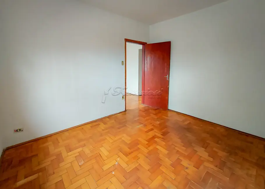 Foto 4 de Casa com 4 quartos à venda, 300m2 em Vila Orestes, Itapetininga - SP