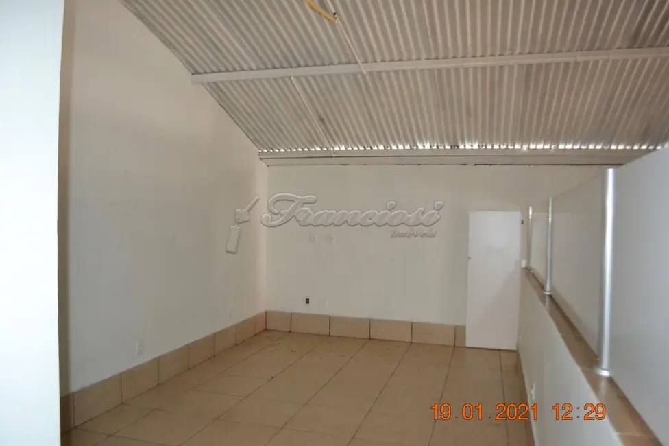 Prédio Inteiro à venda, 285m2 em Jardim Mesquita, Itapetininga - SP - imagem 9 Foto 9 de Prédio Inteiro à venda, 285m2 em Jardim Mesquita, Itapetininga - SP