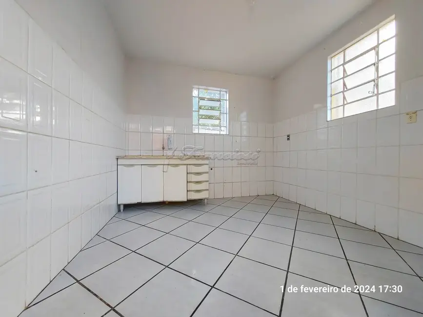 Foto 9 de Casa com 3 quartos para alugar, 109m2 em Centro, Itapetininga - SP