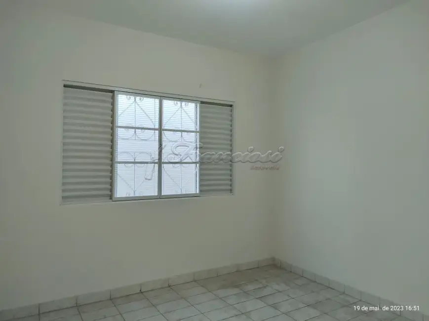 Foto 7 de Loja com 3 quartos para alugar, 116m2 em Centro, Itapetininga - SP