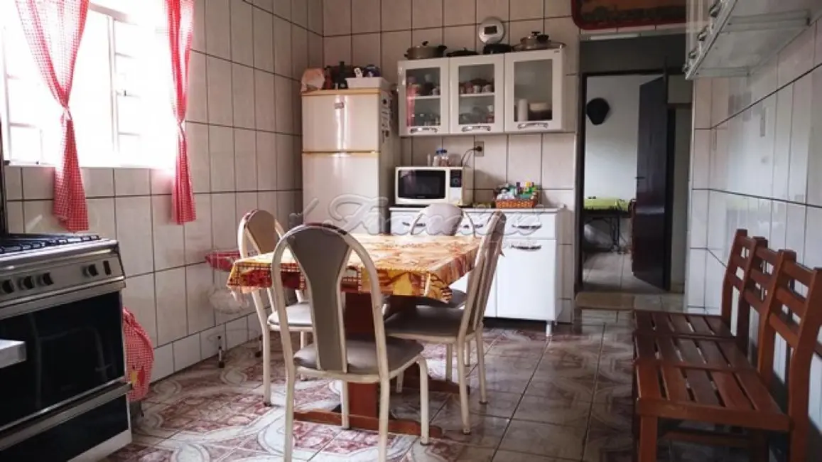 Casa com 3 quartos à venda, 137m2 em Vila Judite, Itapetininga - SP - imagem 9 Foto 9 de Casa com 3 quartos à venda, 137m2 em Vila Judite, Itapetininga - SP