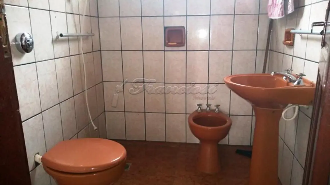 Casa com 3 quartos à venda, 137m2 em Vila Judite, Itapetininga - SP - imagem 7 Foto 7 de Casa com 3 quartos à venda, 137m2 em Vila Judite, Itapetininga - SP