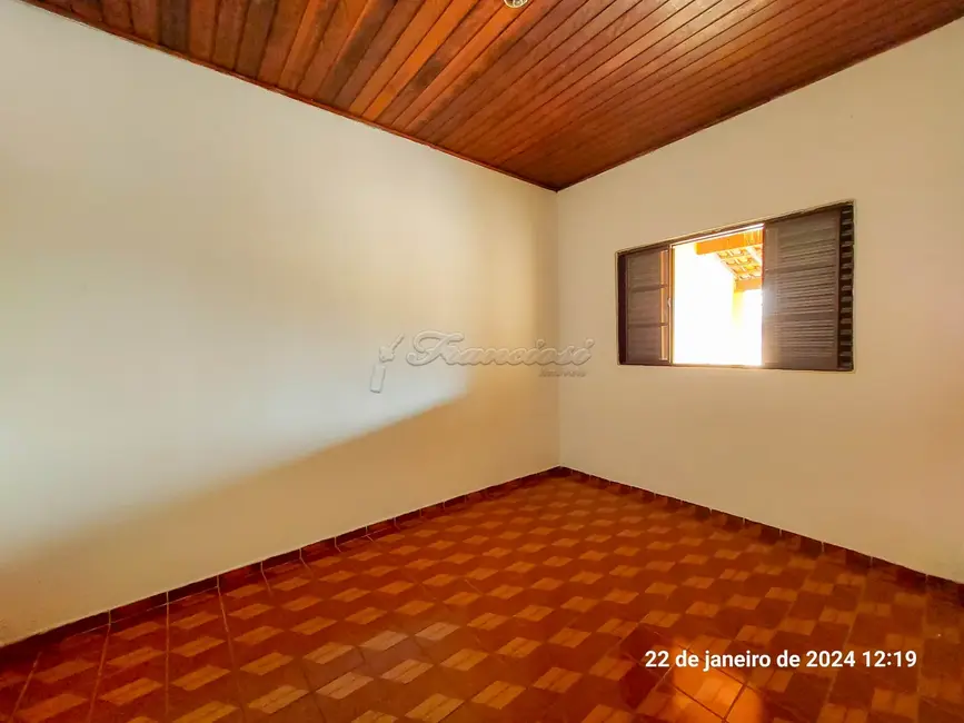 Casa com 2 quartos à venda, 129m2 em Vila Hungria, Itapetininga - SP - imagem 8 Foto 8 de Casa com 2 quartos à venda, 129m2 em Vila Hungria, Itapetininga - SP