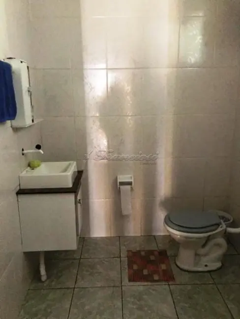 Foto 8 de Casa com 3 quartos à venda, 153m2 em Apiai - SP