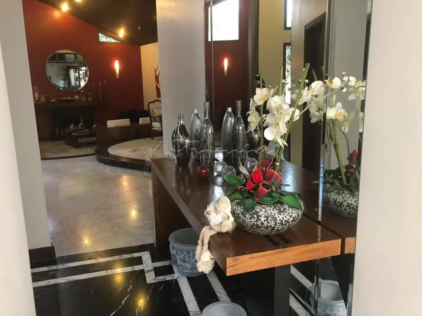 Foto 2 de Casa com 5 quartos à venda, 750m2 em Jardim Colombo, Itapetininga - SP