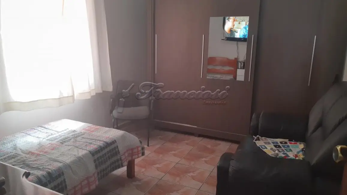 Casa com 3 quartos à venda, 199m2 em Vila Barth, Itapetininga - SP - imagem 8 Foto 8 de Casa com 3 quartos à venda, 199m2 em Vila Barth, Itapetininga - SP