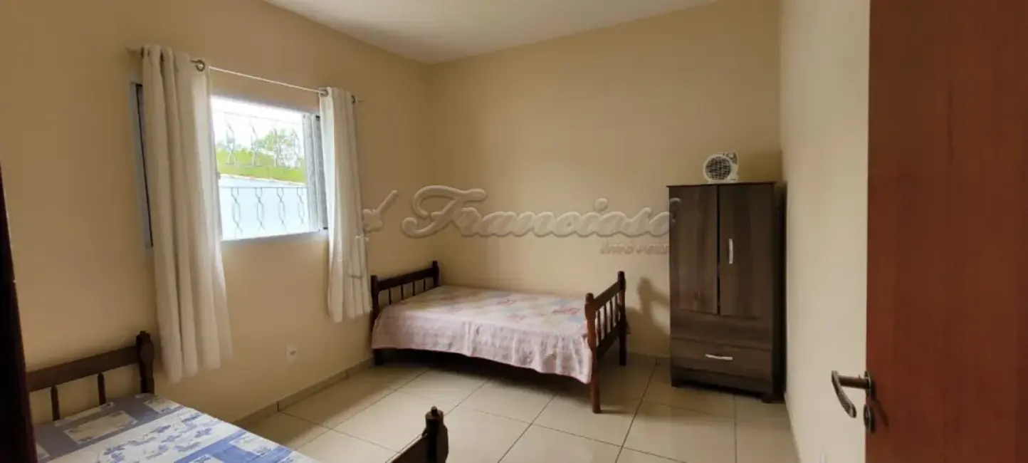 Fazenda / Haras com 5 quartos à venda, 2000m2 em Alambari - SP - imagem 7 Foto 7 de Fazenda / Haras com 5 quartos à venda, 2000m2 em Alambari - SP