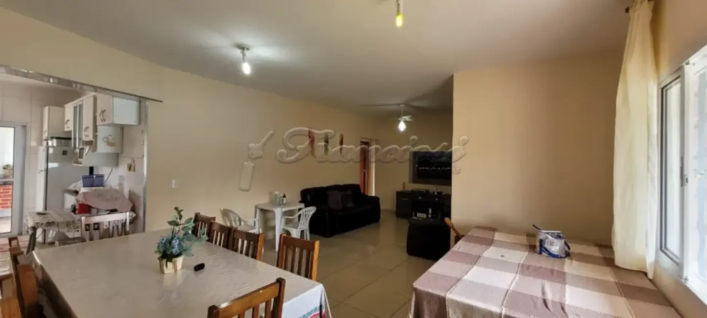 Fazenda / Haras com 5 quartos à venda, 2000m2 em Alambari - SP - imagem 5 Foto 5 de Fazenda / Haras com 5 quartos à venda, 2000m2 em Alambari - SP