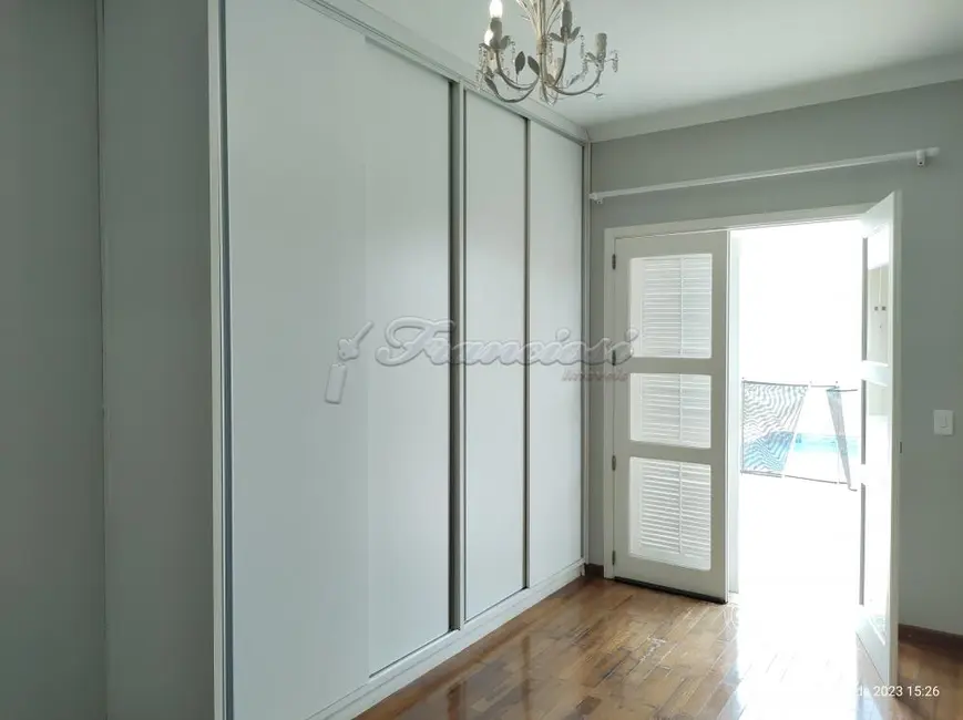 Foto 8 de Casa de Condomínio com 2 quartos à venda, 140m2 em Jardim Marabá, Itapetininga - SP