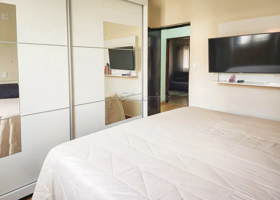 Casa com 3 quartos à venda, 200m2 em Vila Vendramini, Itapetininga - SP - imagem 8 Foto 8 de Casa com 3 quartos à venda, 200m2 em Vila Vendramini, Itapetininga - SP