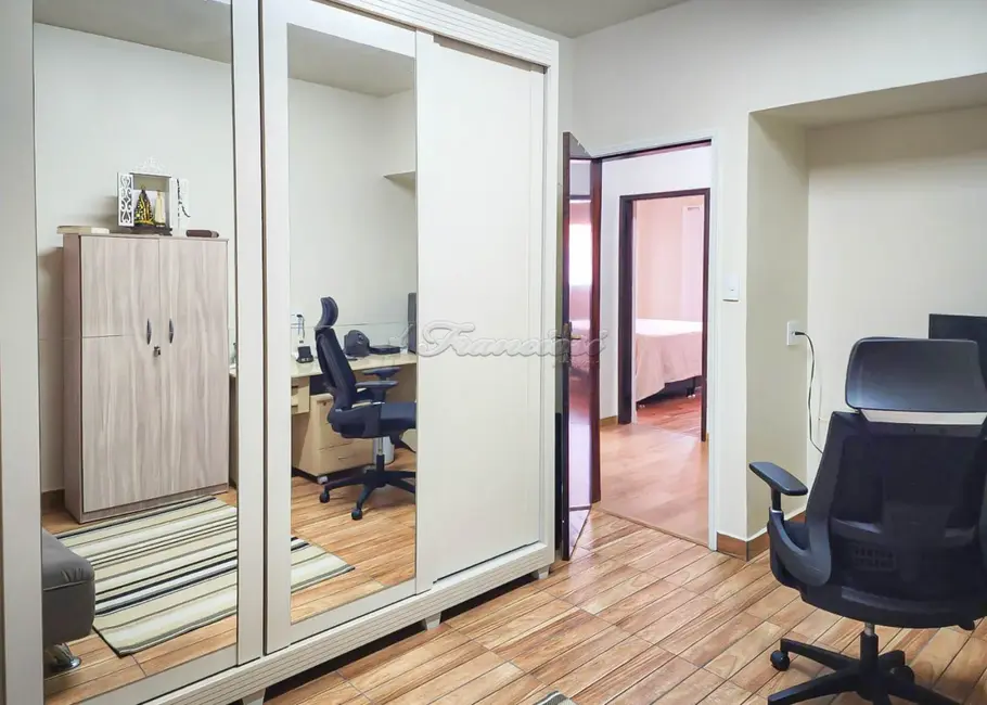 Casa com 3 quartos à venda, 200m2 em Vila Vendramini, Itapetininga - SP - imagem 9 Foto 9 de Casa com 3 quartos à venda, 200m2 em Vila Vendramini, Itapetininga - SP