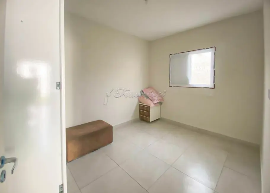 Casa de Condomínio com 2 quartos à venda, 56m2 em Vila Arruda, Itapetininga - SP - imagem 8 Foto 8 de Casa de Condomínio com 2 quartos à venda, 56m2 em Vila Arruda, Itapetininga - SP