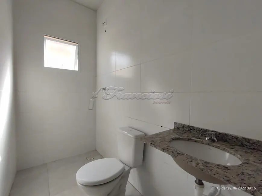 Foto 6 de Casa de Condomínio com 2 quartos à venda, 42m2 em Vila Arruda, Itapetininga - SP