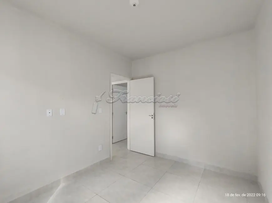 Foto 8 de Casa de Condomínio com 2 quartos à venda, 42m2 em Vila Arruda, Itapetininga - SP