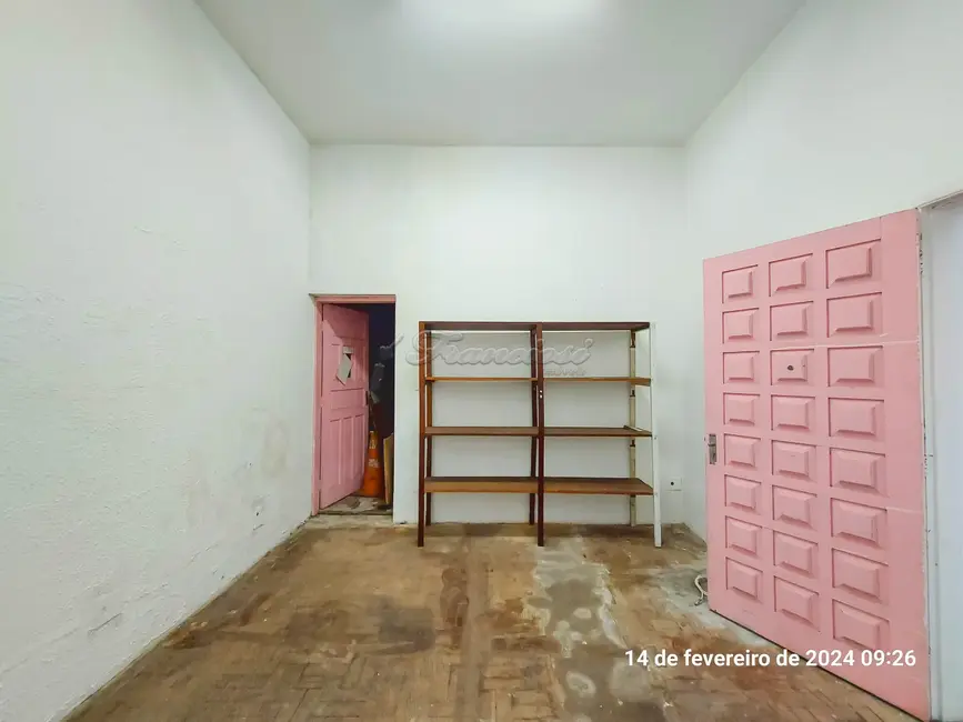 Prédio Inteiro para alugar, 113m2 em Centro, Itapetininga - SP - imagem 6 Foto 6 de Prédio Inteiro para alugar, 113m2 em Centro, Itapetininga - SP