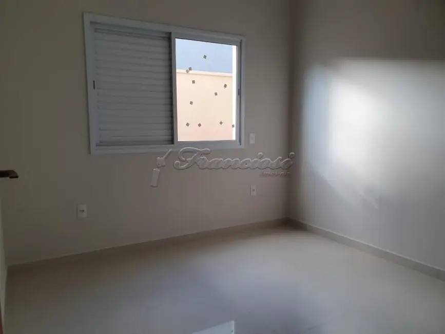Casa de Condomínio com 3 quartos à venda, 170m2 em Vila Popular, Itapetininga - SP - imagem 9 Foto 9 de Casa de Condomínio com 3 quartos à venda, 170m2 em Vila Popular, Itapetininga - SP