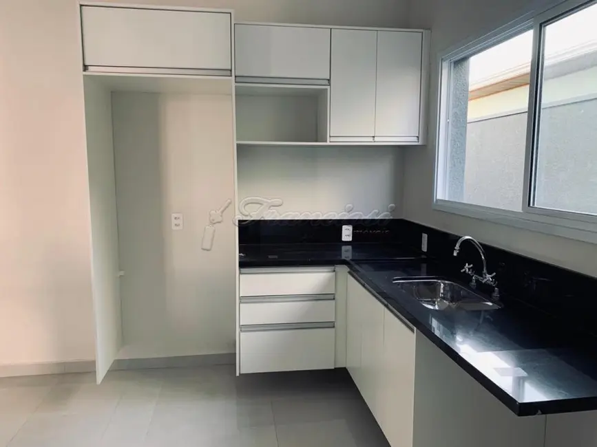 Casa de Condomínio com 3 quartos à venda, 170m2 em Vila Popular, Itapetininga - SP - imagem 9 Foto 9 de Casa de Condomínio com 3 quartos à venda, 170m2 em Vila Popular, Itapetininga - SP