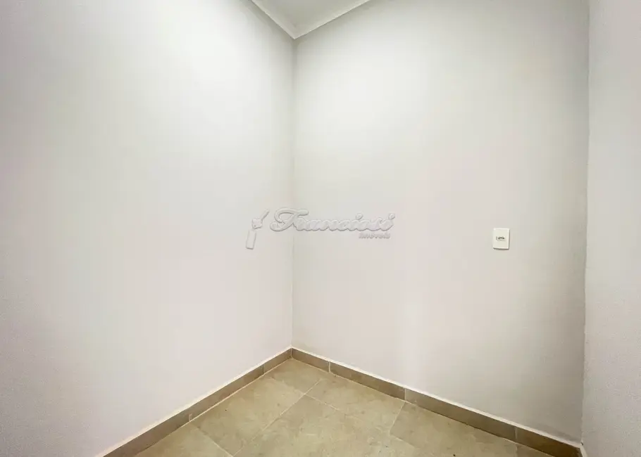Foto 9 de Casa de Condomínio com 3 quartos à venda, 150m2 em Vila Piedade, Itapetininga - SP