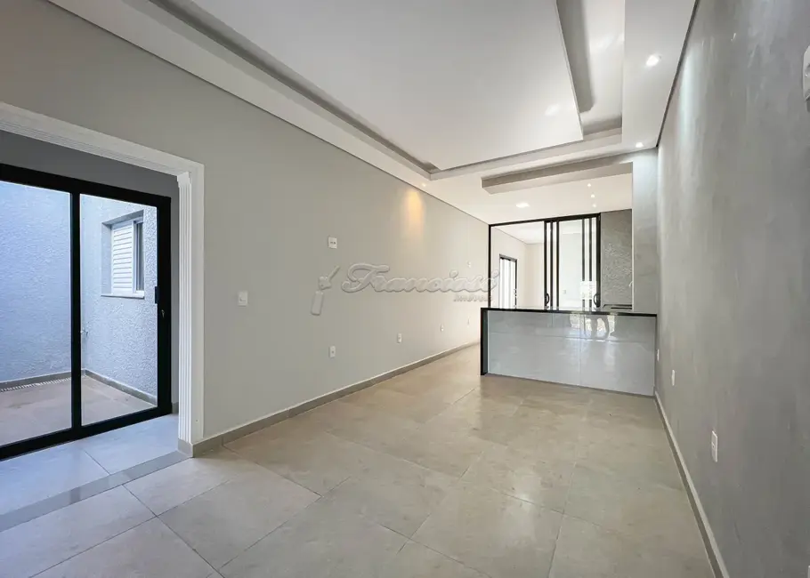 Foto 1 de Casa de Condomínio com 3 quartos à venda, 150m2 em Vila Piedade, Itapetininga - SP