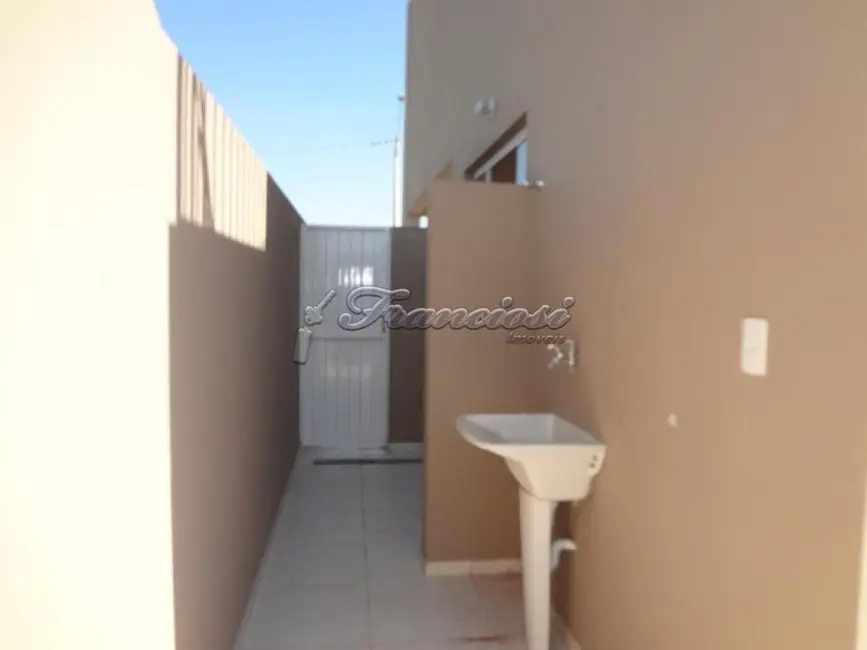 Foto 2 de Casa de Condomínio com 3 quartos à venda, 150m2 em Vila Piedade, Itapetininga - SP