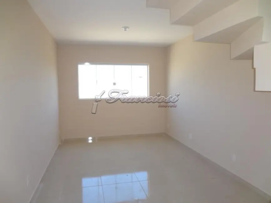Foto 18 de Casa de Condomínio com 3 quartos à venda, 150m2 em Vila Piedade, Itapetininga - SP