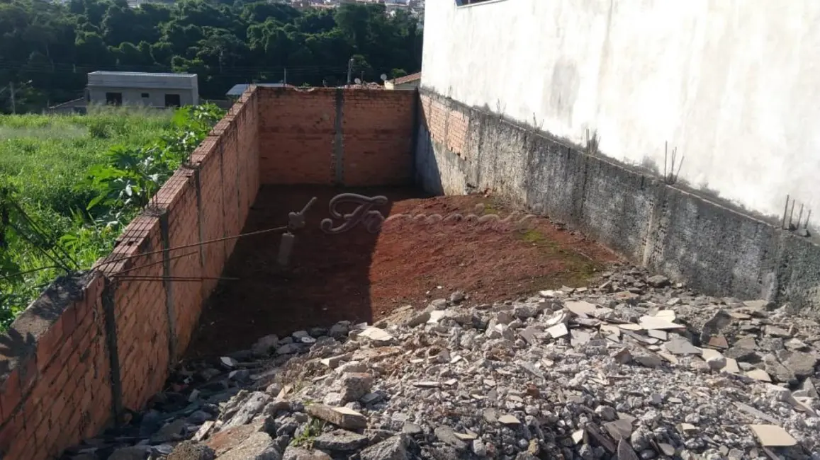 Foto 2 de Fazenda / Haras à venda, 150m2 em Jardim das Rosas, Itapetininga - SP