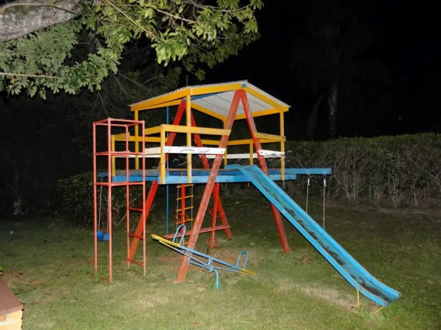 Fazenda / Haras com 3 quartos à venda, 3000m2 em Sarapui - SP - imagem 7 Foto 7 de Fazenda / Haras com 3 quartos à venda, 3000m2 em Sarapui - SP