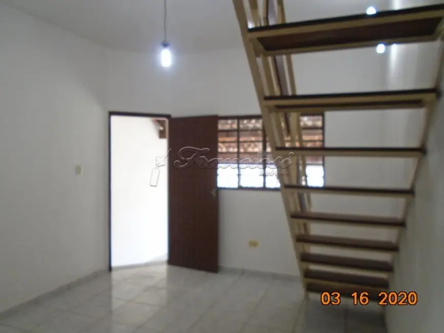 Casa com 4 quartos à venda, 150m2 em Jardim Fogaça, Itapetininga - SP - imagem 3 Foto 3 de Casa com 4 quartos à venda, 150m2 em Jardim Fogaça, Itapetininga - SP