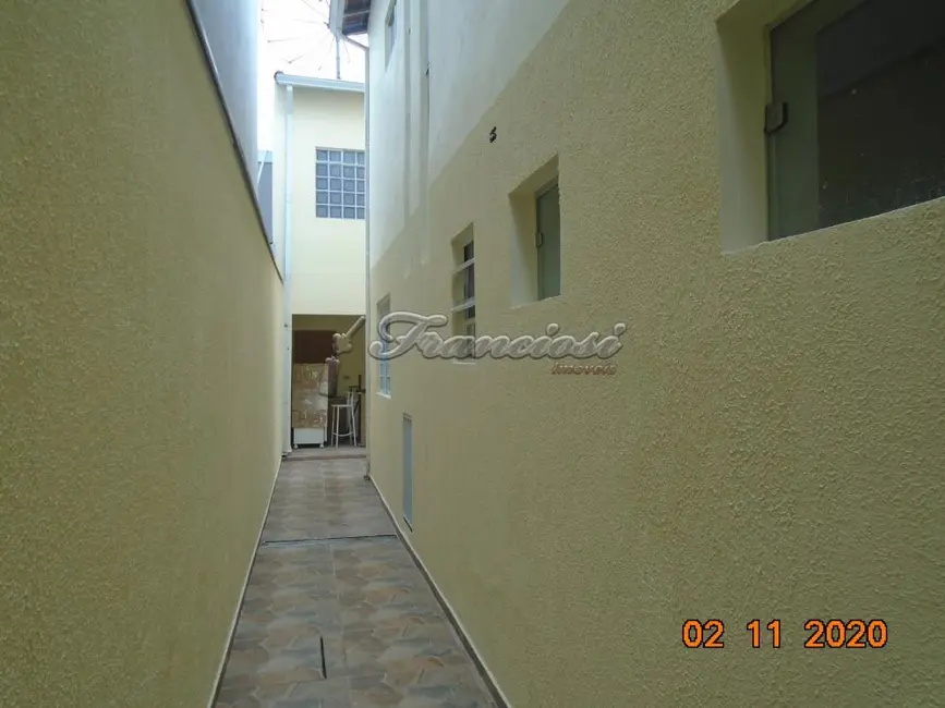 Casa com 3 quartos à venda, 180m2 em Centro, Itapetininga - SP - imagem 8 Foto 8 de Casa com 3 quartos à venda, 180m2 em Centro, Itapetininga - SP