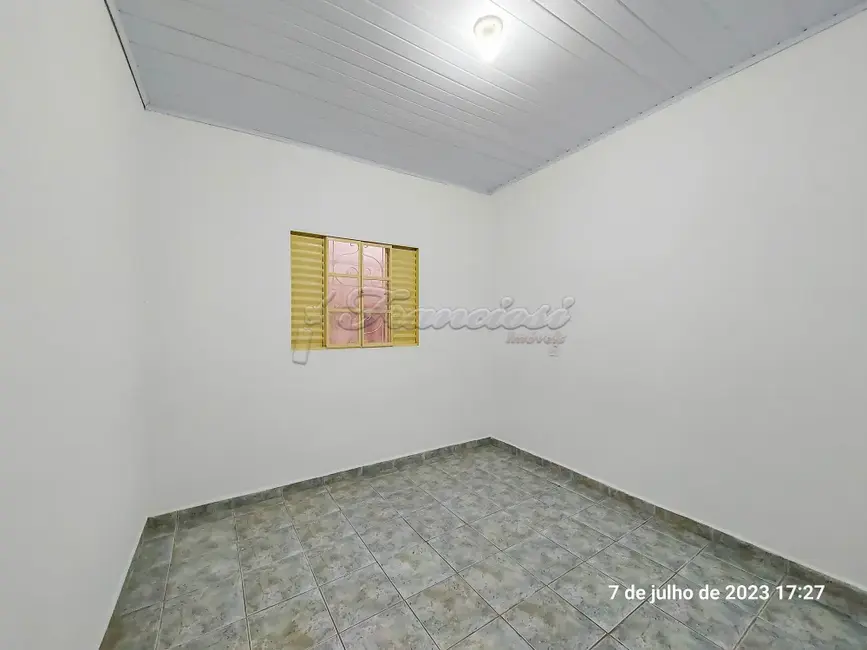 Casa com 3 quartos à venda, 170m2 em Centro, Itapetininga - SP - imagem 3 Foto 3 de Casa com 3 quartos à venda, 170m2 em Centro, Itapetininga - SP