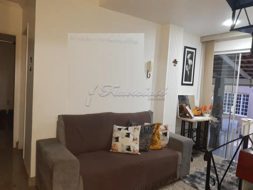 Casa com 3 quartos à venda, 230m2 em Jardim Casa Grande, Itapetininga - SP - imagem 8 Foto 8 de Casa com 3 quartos à venda, 230m2 em Jardim Casa Grande, Itapetininga - SP