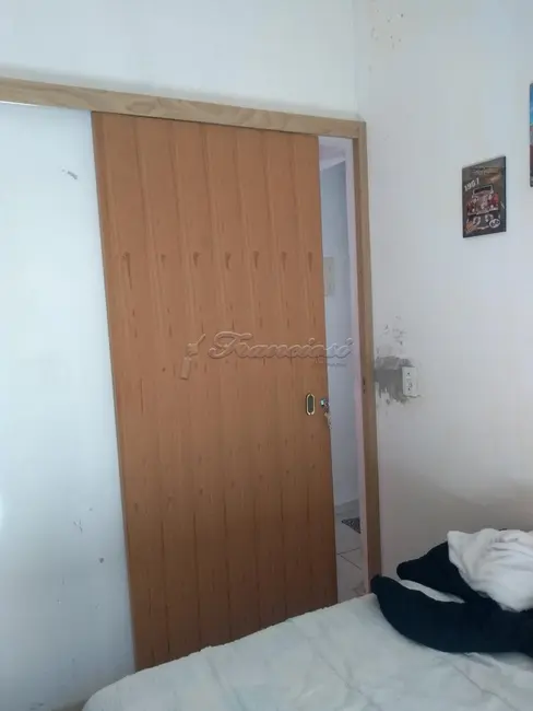 Casa com 3 quartos à venda, 160m2 em Jardim Santa Inêz, Itapetininga - SP - imagem 5 Foto 5 de Casa com 3 quartos à venda, 160m2 em Jardim Santa Inêz, Itapetininga - SP